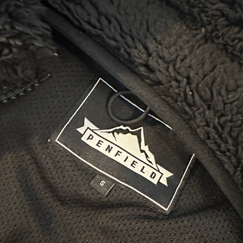 Penfield Black Sherpa Vest Full Zip - Picture 9 of 10